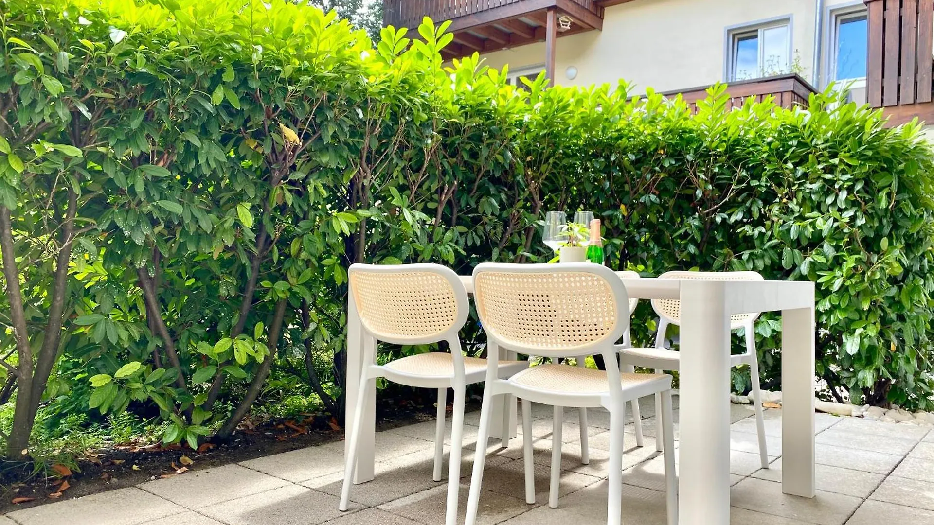 フュッセンLoft Am Lech I Rollstuhlgerecht I Tiefgarage I Kueche I Terrasseアパートメント アパート フュッセン